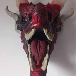 Dragon Head Wall Mount – Glow-in-the-Dark Horns | 3dECshop